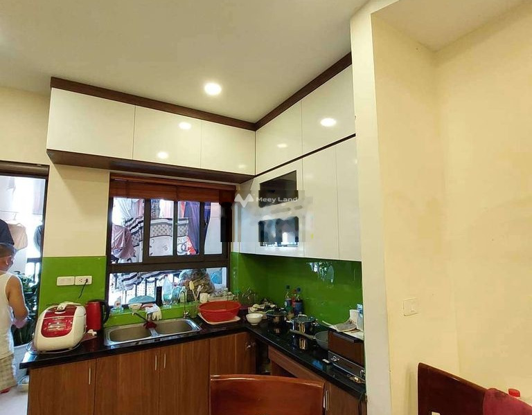 Căn hộ 2 phòng ngủ, bán căn hộ tọa lạc trên Hoàng Đạo Thành, Kim Giang, trong căn này gồm 2 PN lh tư vấn thêm-01