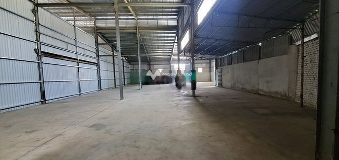 Vị trí thuận lợi gần Phú Hữu, Quận 9 cho thuê kho bãi 400m2 giá thuê đề xuất 35 triệu/tháng khuôn viên rộng-01