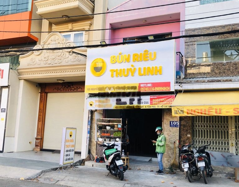 Tổng quan nhà này 1 phòng ngủ, bán nhà ở diện tích rộng 98m2 bán ngay với giá mua liền từ 11 tỷ vị trí nằm trên Nguyễn Súy, Hồ Chí Minh-01