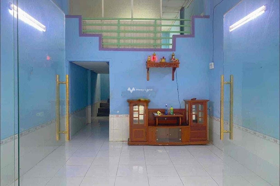 Nhà gồm 2 phòng ngủ, cho thuê nhà, giá thuê mua ngay 3.5 triệu/tháng với diện tích khoảng 72m2 vị trí hấp dẫn ngay tại Vĩnh Lộc B, Hồ Chí Minh-01