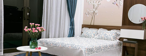 Tổng quan nhà 8 phòng ngủ, bán nhà ở diện tích 121m2 giá bán cực tốt 19 tỷ vị trí đẹp tọa lạc ngay trên Cầu Diễn, Hà Nội-02