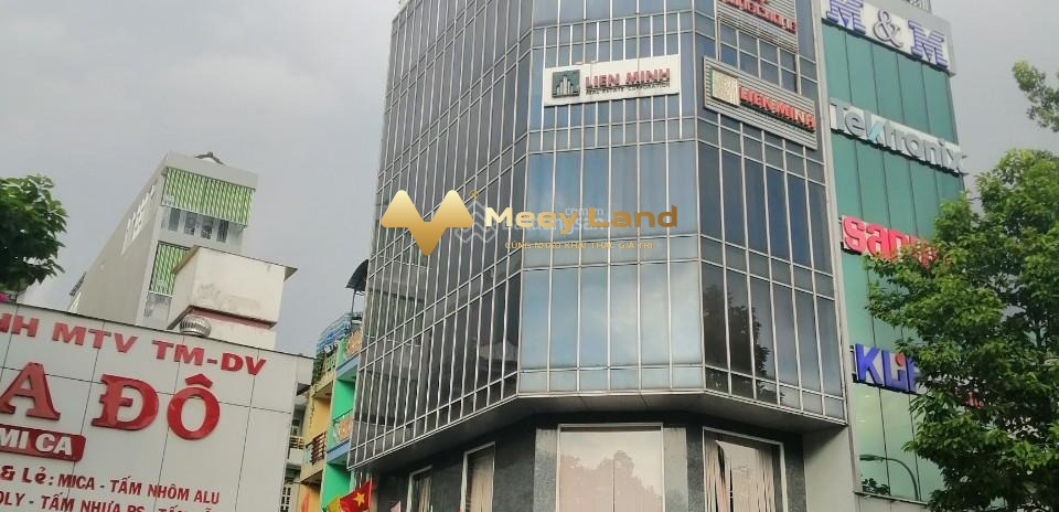 DT 48m2 bán nhà ở vị trí đặt tọa lạc ở Nguyễn Văn Cừ, Hồ Chí Minh tổng quan nhà này bao gồm 3 phòng ngủ 4 WC hỗ trợ mọi thủ tục miễn phí, giá mùa dịch...