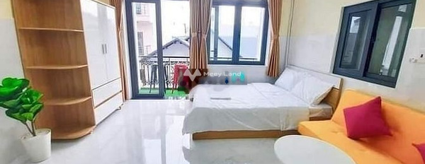 Cho thuê chung cư vị trí đẹp nằm ngay Phường 13, Tân Bình, tổng quan căn hộ này gồm có 1 phòng ngủ, 1 WC bãi đậu xe rộng-02