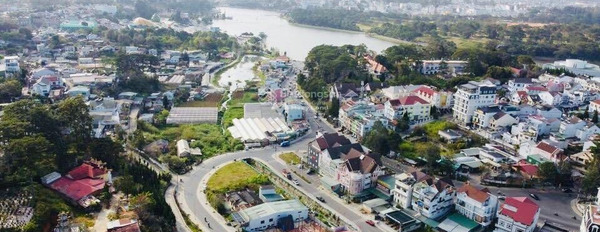 Có diện tích chung 90m2 bán nhà vị trí mặt tiền tọa lạc tại Đà Lạt, Lâm Đồng hướng Đông - Nam nhà này có tổng 9 phòng ngủ 9 WC tin chính chủ-02