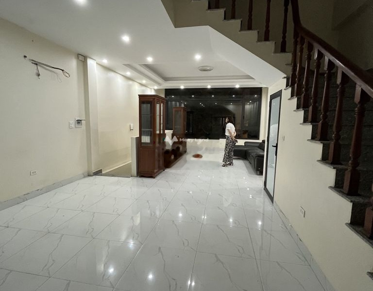 Cho thuê nhà riêng Mậu Lương, 70 m2 x 4 tầng, oto đỗ cửa, nhà đẹp -01