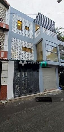 Nhà có 2 phòng ngủ cho thuê nhà ở diện tích chung 144m2 giá thuê gốc chỉ 75 triệu/tháng vị trí thuận lợi Quận 1, Hồ Chí Minh