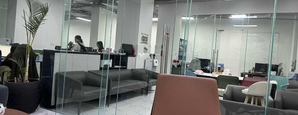 Giá thuê đề cử 30 triệu/tháng cho thuê sàn văn phòng vị trí tốt ở Nguyễn Chí Thanh, Ngọc Khánh diện tích tiêu chuẩn 154m2-02