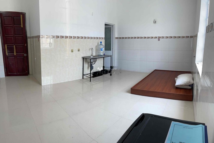 Diện tích 30m2 cho thuê phòng trọ vị trí đặt vị trí nằm ở Nguyễn Hữu Thọ, Hải Châu thuê ngay với giá êm chỉ 3.2 triệu/tháng-01