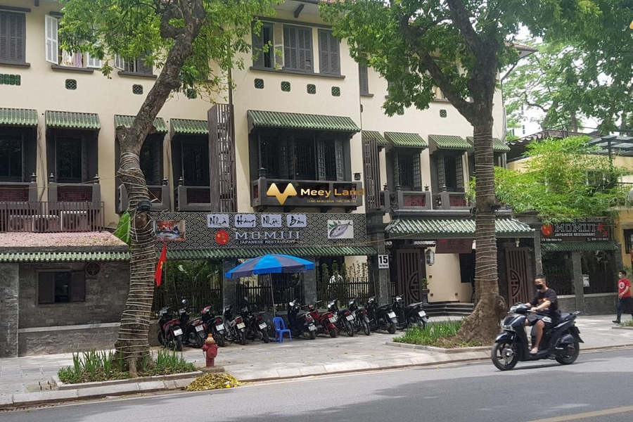 Nằm tại Phường Phan Chu Trinh, Hà Nội, bán nhà, giá thị trường 220 tỷ diện tích chuẩn 270m2, ngôi nhà này bao gồm 6 PN cảm ơn đã xem tin-01