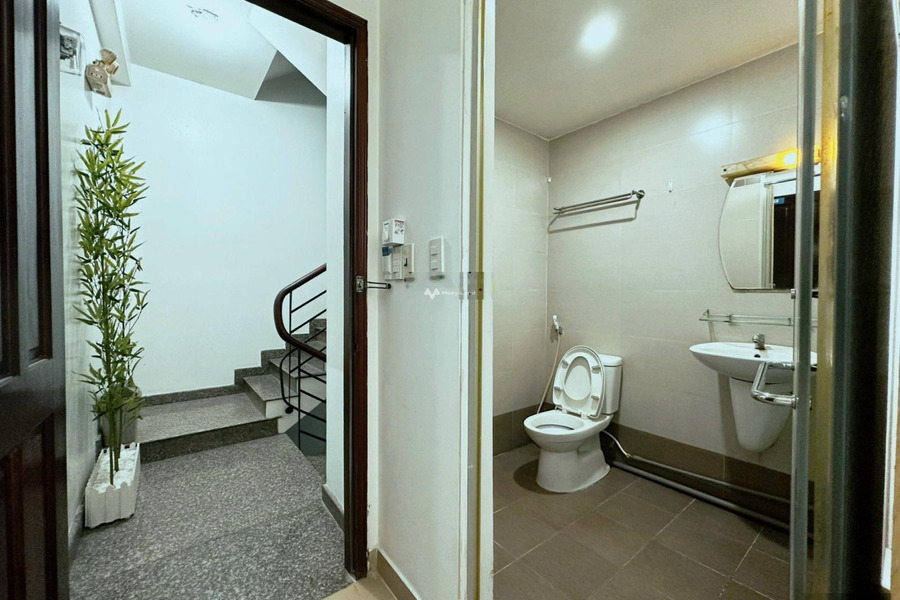 Cho thuê phòng trọ vị trí mặt tiền ở Phường 2, Hồ Chí Minh, nhà tổng quan gồm có 1 phòng ngủ, 1 WC nội thất sang trọng-01