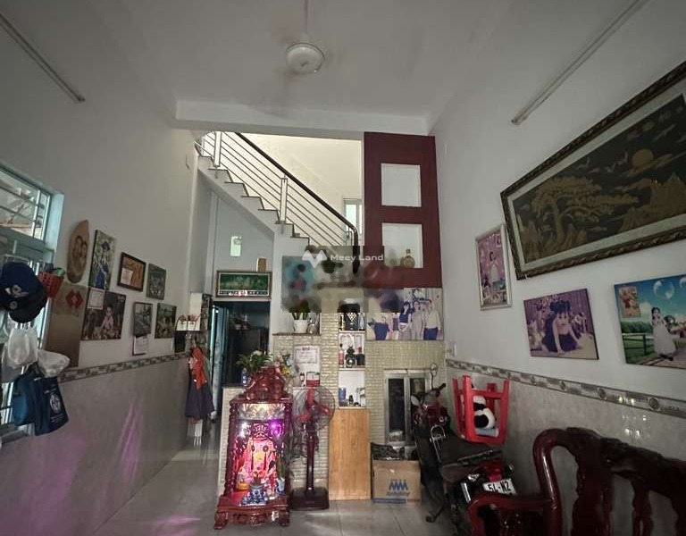 Nhà gồm 3 phòng ngủ bán nhà bán ngay với giá khởi đầu chỉ 5.4 tỷ diện tích 108m2 vị trí nằm ngay Tân Tạo, Hồ Chí Minh-01