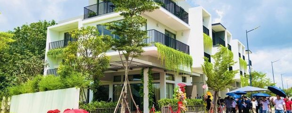 Bán nhà có diện tích 90 m2, vị trí thuận lợi tọa lạc ngay trên Phường Tân Phước Khánh, Thị Xã Tân Uyên, vào ở luôn giá siêu ưu đãi 5,1 tỷ-03