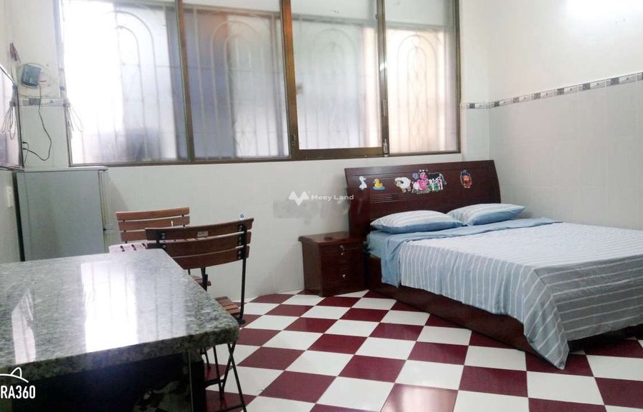 Tổng quan căn này bao gồm 1 phòng ngủ, cho thuê căn hộ vị trí mặt tiền nằm ngay Phường 13, Hồ Chí Minh, 1 WC thuận tiện di chuyển-01