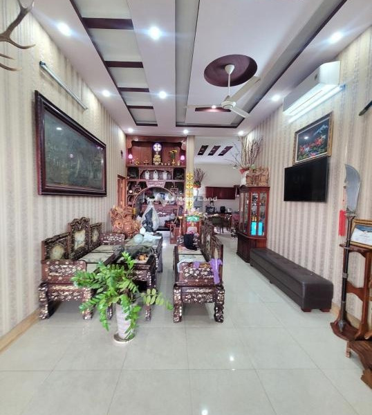 Bán nhà giá bán hữu nghị chỉ 13 tỷ có diện tích chung là 300m2 vị trí đẹp nằm ngay Đường 22/12, Thuận An-01