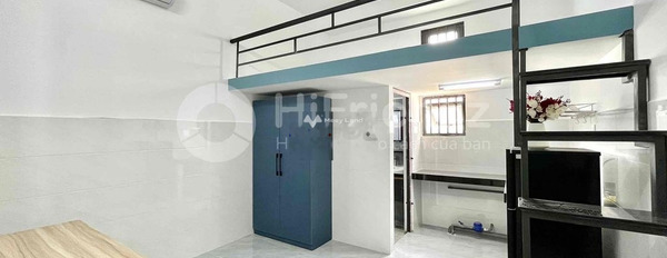 Ở Nguyễn Thái Sơn, Phường 5, cho thuê chung cư giá thuê khoảng 4.1 triệu/tháng, tổng quan căn này gồm có 1 phòng ngủ, 1 WC ban công view đẹp-02