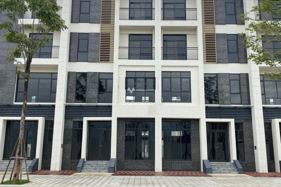 Bán shophouse diện tích 180m2 vị trí thuận lợi tọa lạc ở Nguyễn Văn Huyên, Hà Nội-01