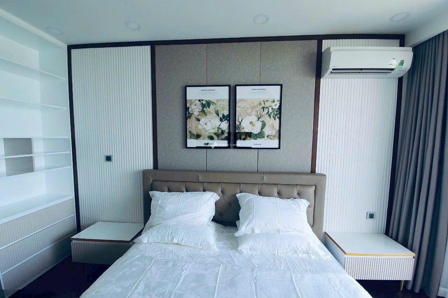 Căn hộ 2 phòng ngủ, cho thuê căn hộ mặt tiền tọa lạc ở Tân Phú, Hồ Chí Minh, tổng quan ở trong căn hộ gồm 2 PN, 2 WC tiện ích bao phê-01