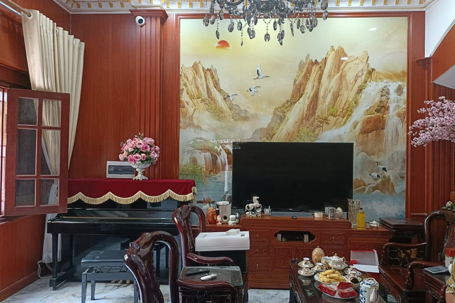 Bán biệt thự vị trí mặt tiền tọa lạc ngay trên Nam Từ Liêm, Hà Nội bán ngay với giá rẻ 39.3 tỷ diện tích như sau 186m2, nhà bao gồm 6 PN-01