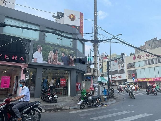Rộng 300m2 cho thuê cửa hàng vị trí tốt ở Đa Kao, Hồ Chí Minh thuê ngay với giá quy định chỉ 60 triệu/tháng giá siêu rẻ-01