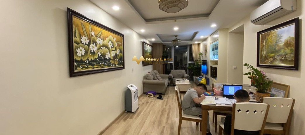 Bán căn hộ vị trí thuận lợi ngay tại Phường Phương Liệt, Quận Thanh Xuân, tổng quan bao gồm có 2 phòng ngủ, 2 WC nội thất đầy đủ