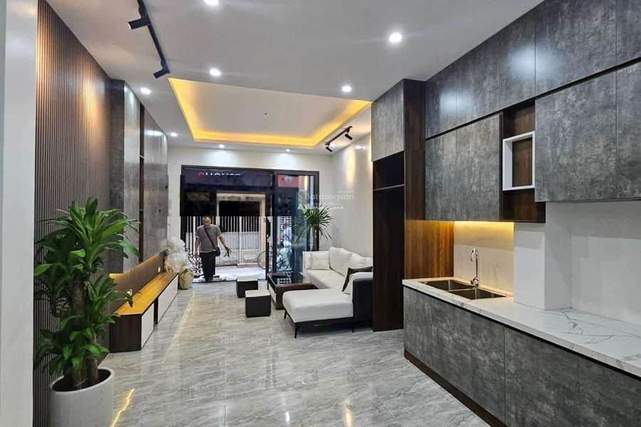 Căn nhà gồm 4 phòng ngủ, bán nhà ở diện tích khoảng 50m2 bán ngay với giá tốt bất ngờ 6.95 tỷ nằm tại Tương Mai, Trương Định-01
