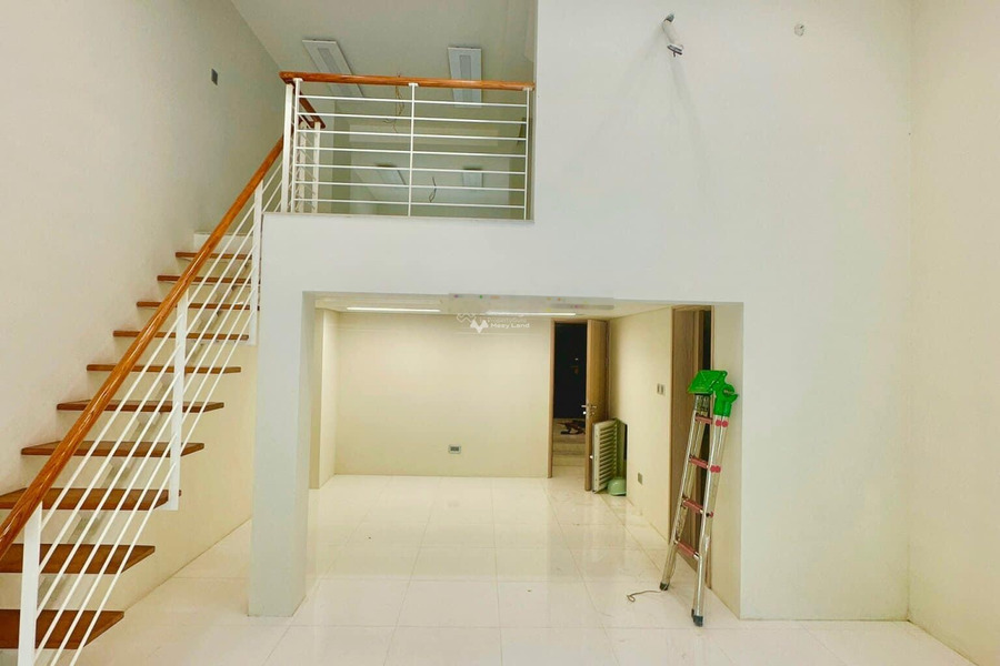 Tại Hoàng Mai, Hà Nội cho thuê sàn văn phòng giá thuê phải chăng 8 triệu/tháng có diện tích chính 75m2 nội thất đơn giản Cơ bản-01