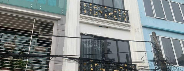 Bán nhà có diện tích gồm 48m2 mặt tiền tọa lạc ngay ở Dịch Vọng, Hà Nội bán ngay với giá vô cùng rẻ chỉ 11.5 tỷ-03