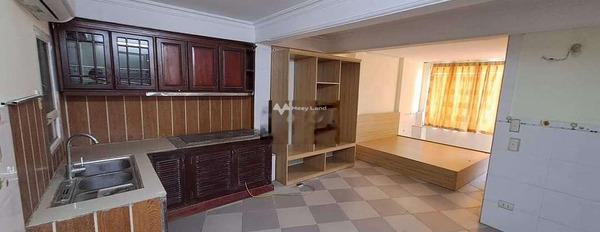 Cho thuê căn hộ chung cư diện tích 40m2, giá 3 triệu/tháng phía trong Ngô Quyền, Hà Nội-03