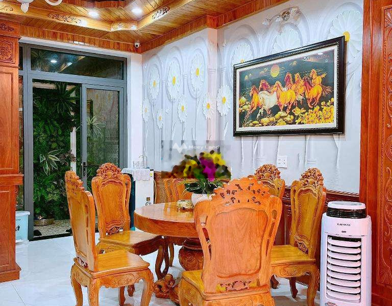 Nằm ở Phường 6, Hồ Chí Minh, bán nhà, giá bán bàn giao 10 tỷ có diện tích chính 100m2, trong nhà này 5 PN liên hệ ngay để được tư vấn-01