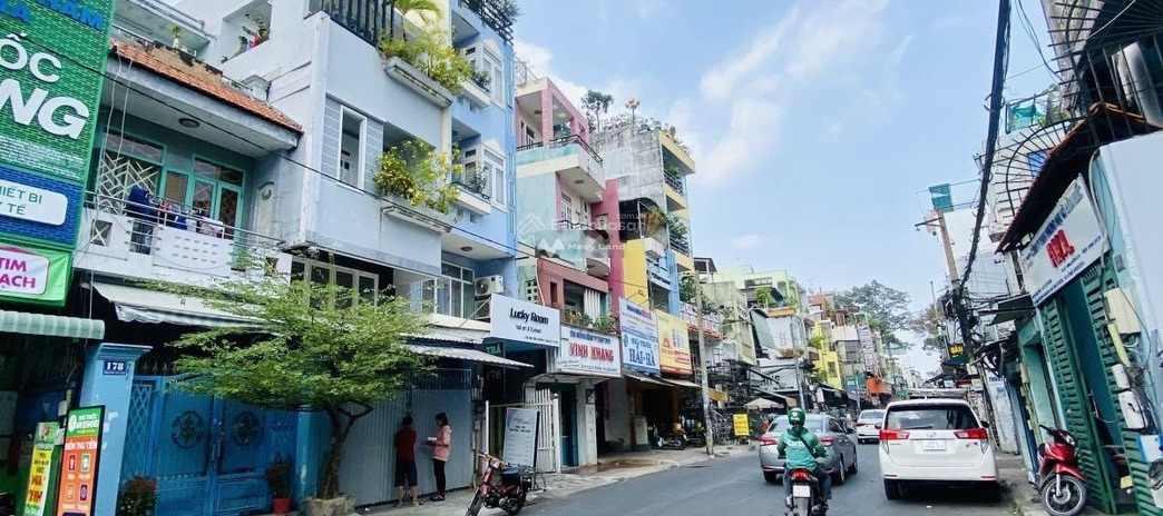 Giá 23.5 tỷ bán nhà diện tích khoảng 100m2 vị trí mặt tiền ngay ở Quận 10, Hồ Chí Minh tổng quan có tất cả 6 PN, 6 WC lh xem trực tiếp