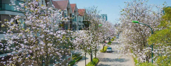 Vị trí nằm trên Phú Thượng, Tây Hồ, bán biệt thự, giá bán cực mềm 49.5 tỷ diện tích rộng lớn 180m2, nhà có tất cả 5 phòng ngủ ở lâu dài-02