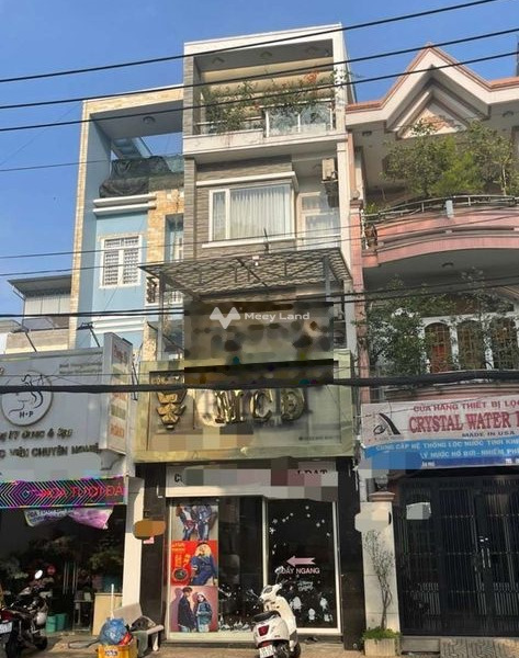 Tổng quan trong căn nhà 4 phòng ngủ bán nhà bán ngay với giá mua liền từ 14 tỷ có diện tích chính 78m2 vị trí đặt ngay ở Tân Phú, Hồ Chí Minh-01