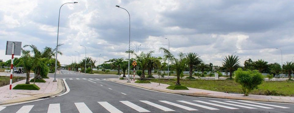 Giá 2.5 tỷ bán đất diện tích rất rộng 80m2 vị trí đặt vị trí nằm tại Nguyễn Hữu Thọ, Quận 7-02