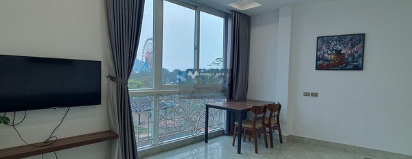 Cho thuê căn hộ có diện tích gồm 90m2 tọa lạc ngay Nhật Tân, Hà Nội giá thuê rẻ chỉ 11 triệu/tháng-02