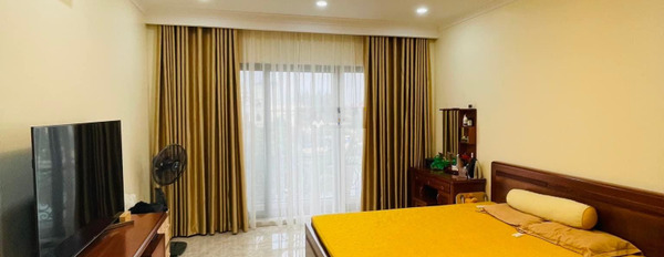 Nhà gồm có 4 phòng ngủ bán nhà bán ngay với giá mua liền từ 8.7 tỷ có diện tích rộng 65m2 gần Thịnh Quang, Hà Nội-02