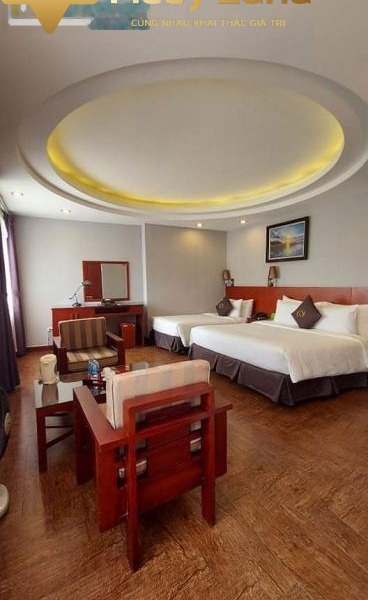 Giá bán cực rẻ từ 78 tỷ, cần bán khách sạn diện tích rộng rãi 240 m2, ngay tại Phường Nghĩa Tân, Hà Nội-01