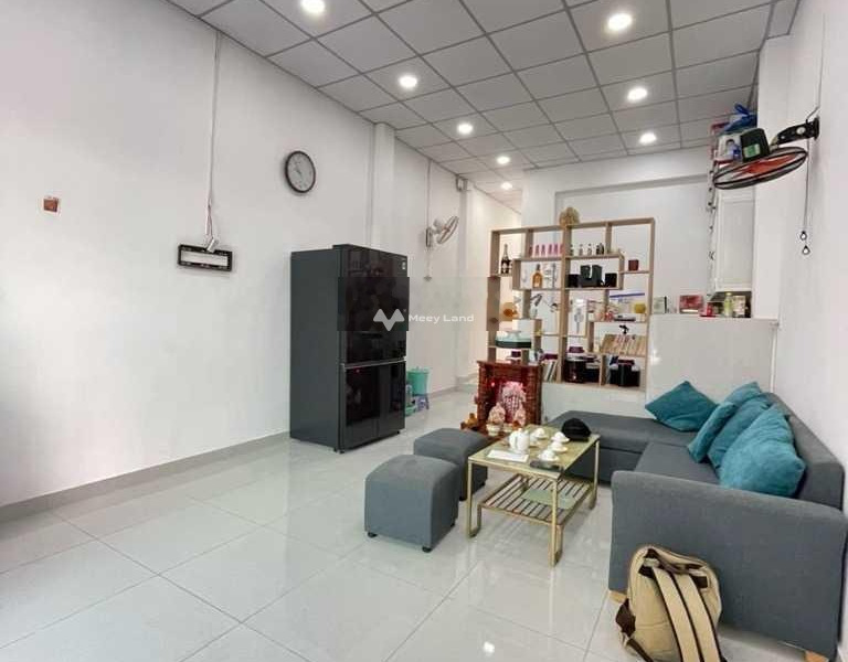 Bán nhà có diện tích chính 56m2 vị trí đẹp nằm trên Bình Tân, Hồ Chí Minh bán ngay với giá siêu khủng 3.8 tỷ căn này gồm có 4 PN, 4 WC-01