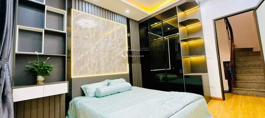 Giá 5.9 tỷ bán nhà có diện tích chung 60m2 vị trí đẹp nằm trên Hai Bà Trưng, Hà Nội cảm ơn bạn đã đọc tin.