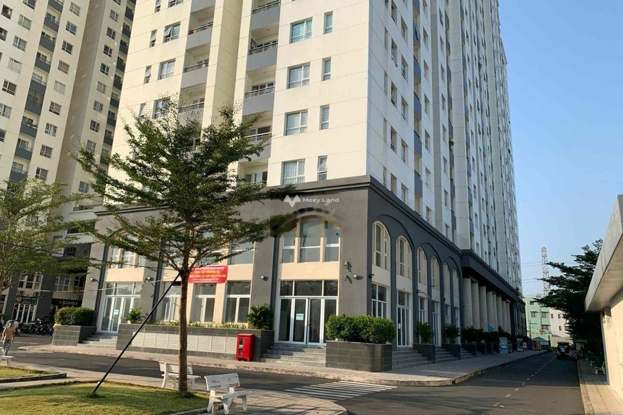 Tổng quan ở trong căn hộ có 3 phòng ngủ, cho thuê căn hộ vị trí đặt gần Trịnh Quang Nghị, Quận 8, 2 WC nội thất đầy đủ-01