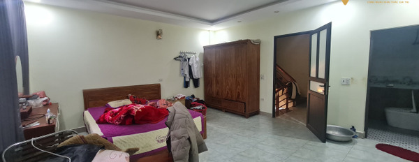 Cho thuê nhà 3 tầng, 4 phòng ngủ tại khu D Nam Đầm Vạc, Vĩnh Yên, Vĩnh Phúc-03