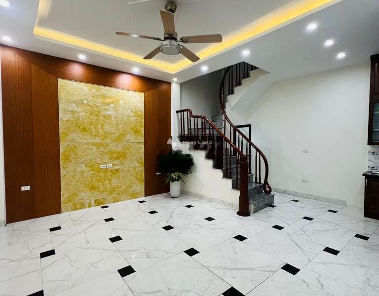 Diện tích khoảng 32m2 bán nhà nằm tại Hà Đông, Hà Nội trong căn nhà này có 3 phòng ngủ 4 WC cám ơn quý khách đã đọc tin-01