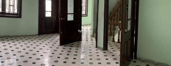 Có một diện tích sàn 50m2, cho thuê nhà ở vị trí thuận tiện Thanh Hóa, Thanh Hóa vị trí trung tâm-02