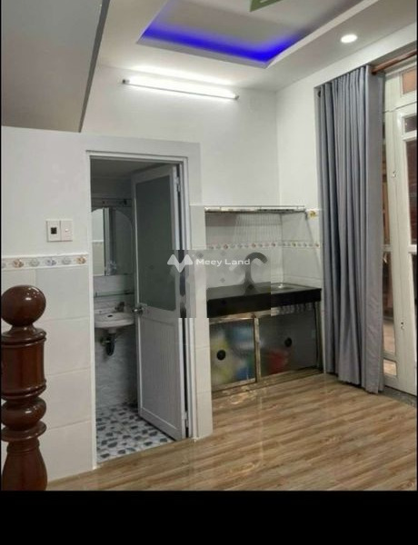 Cho thuê nhà vị trí đặt tọa lạc tại Tân Tạo, Bình Tân, giá thuê cực rẻ 6 triệu/tháng diện tích rộng là 30m2, tổng quan bên trong ngôi nhà 3 phòng ngủ-01