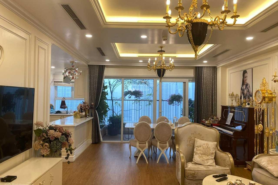Bán chung cư tổng quan bao gồm có Full nội thất. vị trí hấp dẫn nằm ở Lê Văn Lương, Nhân Chính bán ngay với giá ngạc nhiên 8.5 tỷ-01