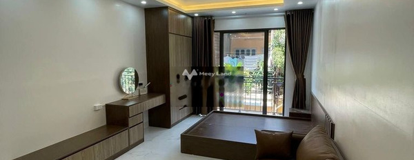 Cho thuê chung cư căn hộ tổng quan có Nội thất đầy đủ vị trí mặt tiền tọa lạc gần Nguyễn Chí Thanh, Láng Thượng giá thuê liền 7.6 triệu/tháng-03
