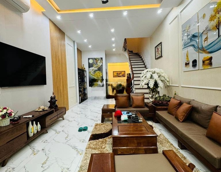 Giá 7.2 tỷ bán nhà có diện tích chung 42m2 mặt tiền nằm ngay trên Tam Khương, Hà Nội trong căn này 3 phòng ngủ khách có thiện chí liên hệ ngay-01