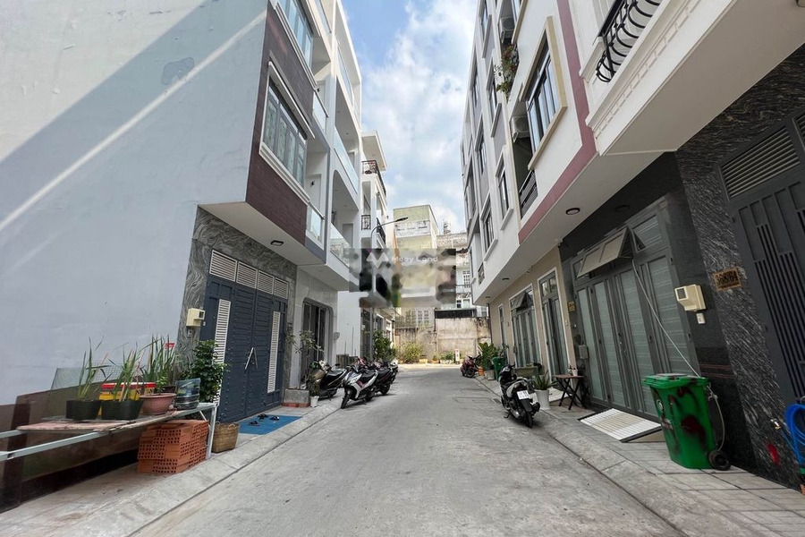 Bán nhà nằm ngay bên trong Tân Phú, Hồ Chí Minh bán ngay với giá tốt từ 8.8 tỷ có diện tích rộng 54m2 tổng quan gồm 4 PN-01