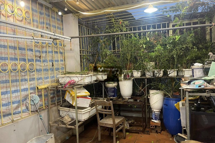 Cho thuê nhà diện tích thực tế 40m2 vị trí ở Nguyễn Trãi, Hà Nội thuê ngay với giá tốt 10 triệu/tháng, trong nhà nhìn chung có 2 phòng ngủ, 2 WC-01