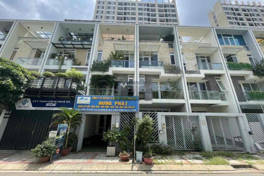 Nhà có 4 phòng ngủ bán nhà ở có diện tích chung là 108m2 bán ngay với giá cực sốc chỉ 13.5 tỷ nằm tại Quận 7, Hồ Chí Minh, hướng Bắc-01