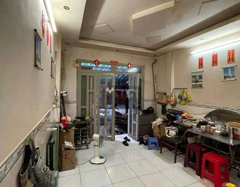 Vị trí tại Quận 6, Hồ Chí Minh bán nhà bán ngay với giá siêu tốt 3.78 tỷ tổng quan trong ngôi nhà gồm 3 PN 2 WC-01